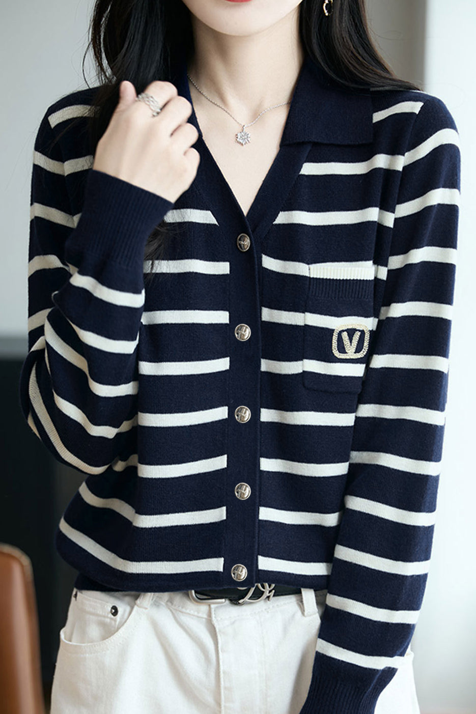 Lässiger vielseitiger Strickcardigan mit Revers