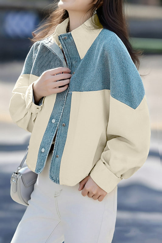 Lässiger vielseitiger Farbblock-Denim-Paneelmantel