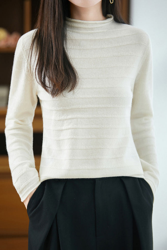 Lässiger vielseitiger Pullover mit halbem hohen Kragen und Rippstruktur