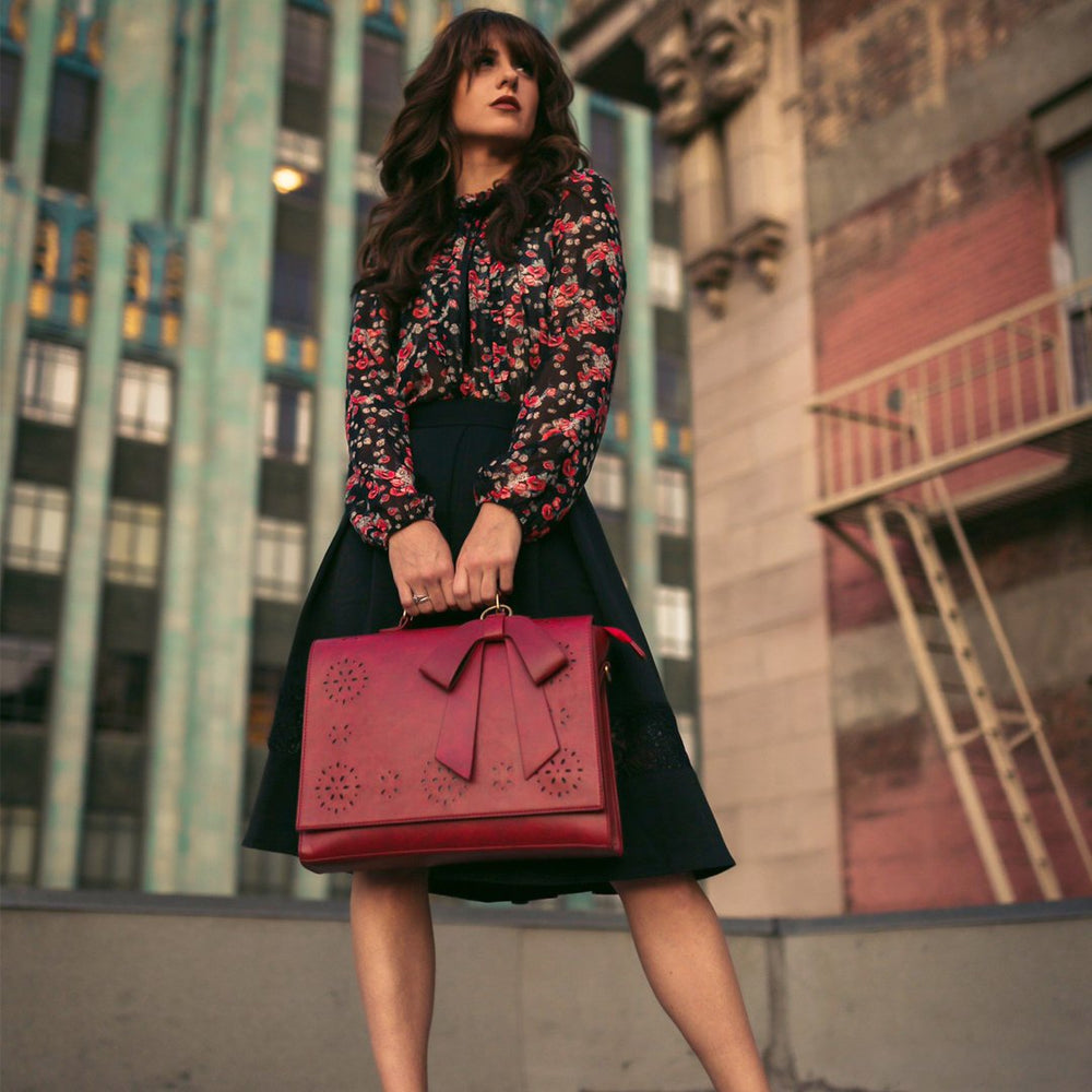 Tasche mit stilvoller Zanele-Dekoration