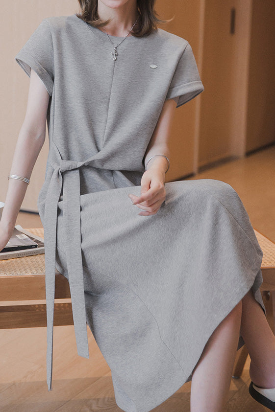 Lässiges A-Linien-Kleid mit Taillenzug