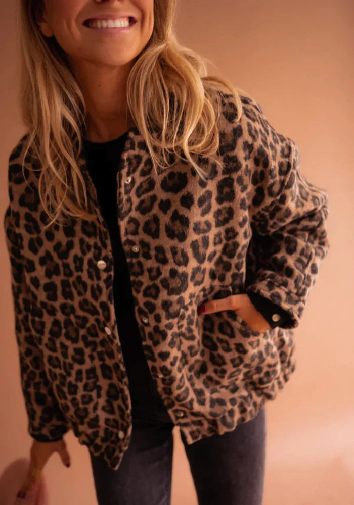 LEONA™ | DIE LEOPARD BOMBERJACKE