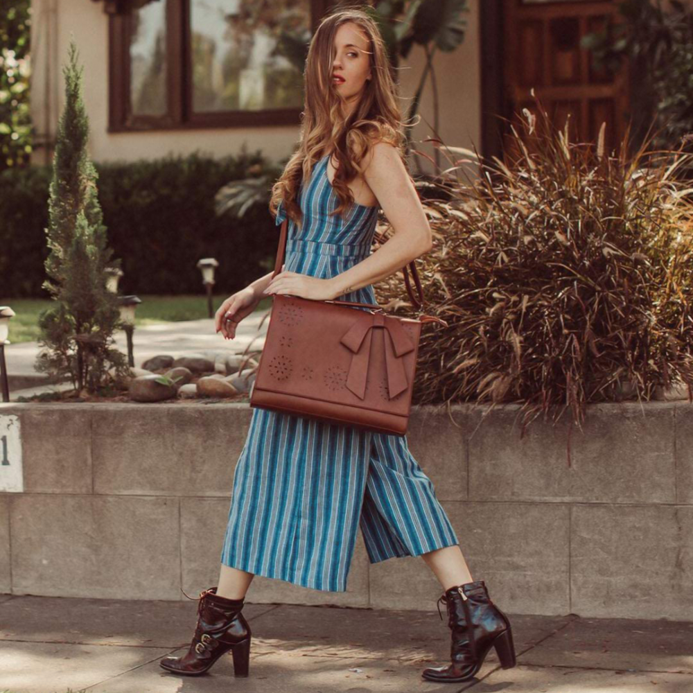 Tasche mit stilvoller Zanele-Dekoration