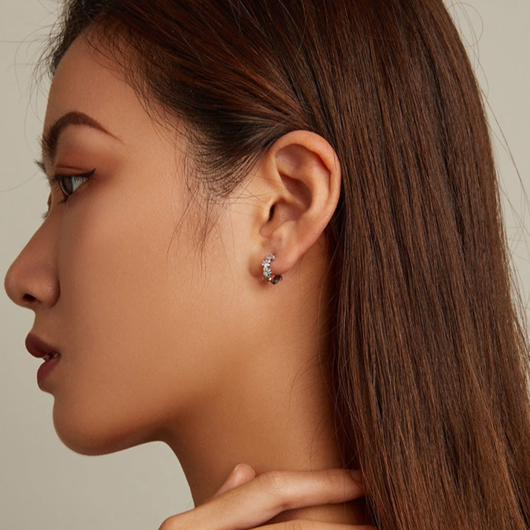 Bunte Pfoten Ohrringe aus Sterlingsilber