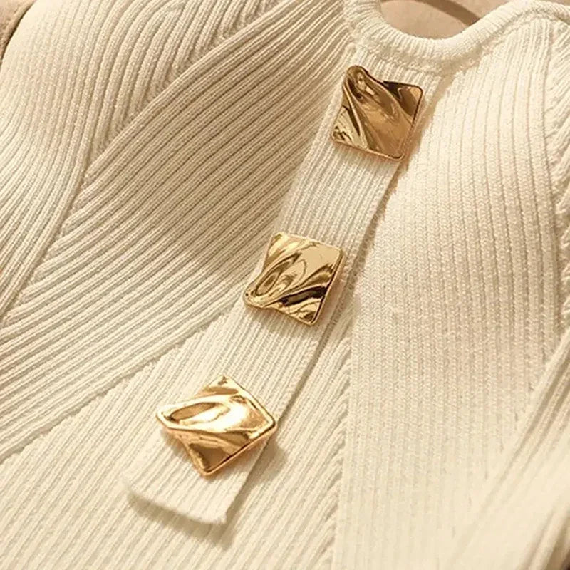 AURELIA™ Signature Strick-Crop