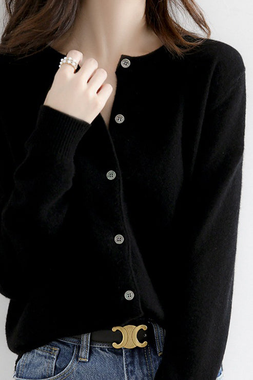 Rundhals Wollstrick-Cardigan - 12 Farben erhältlich