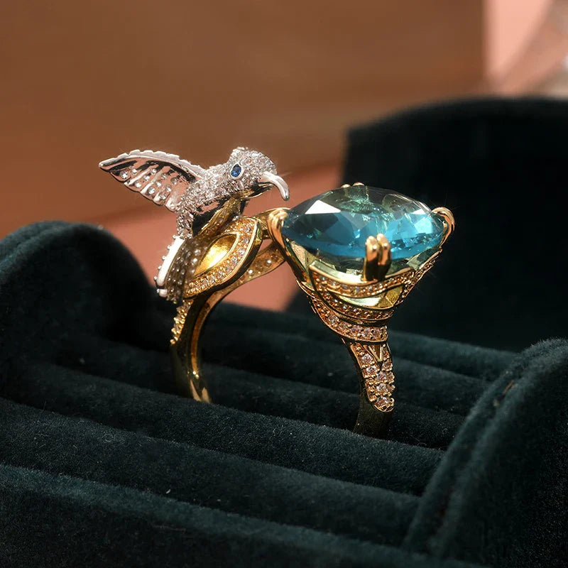 Verstellbarer Hummingbird-Ring in Aquamarinfarbe – 14K vergoldet