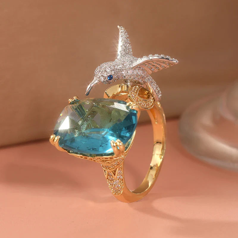 Verstellbarer Hummingbird-Ring in Aquamarinfarbe – 14K vergoldet