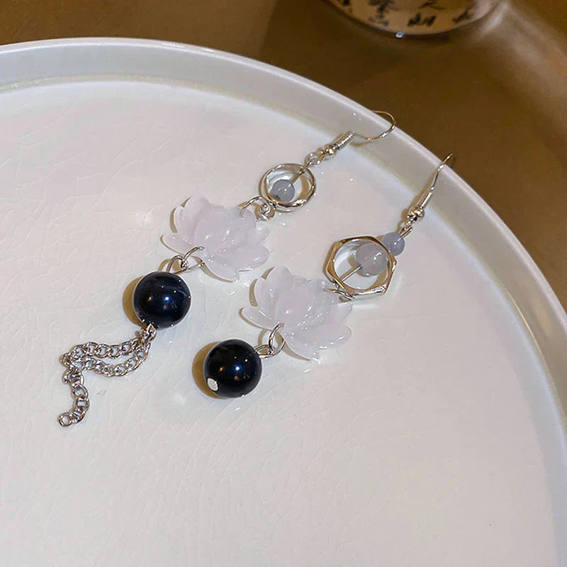 Elegante Lotus Ohrringe