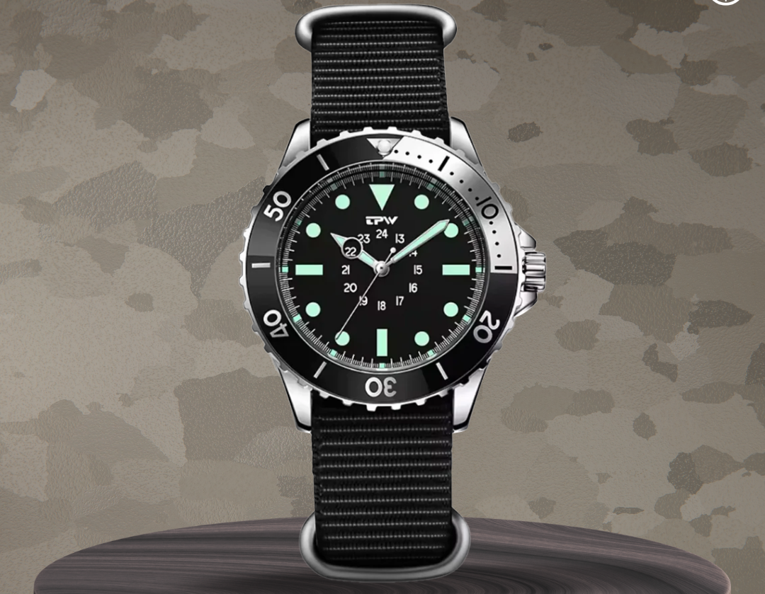 Robert | Klassische Uhr mit Leuchtmarkierungen | 41mm