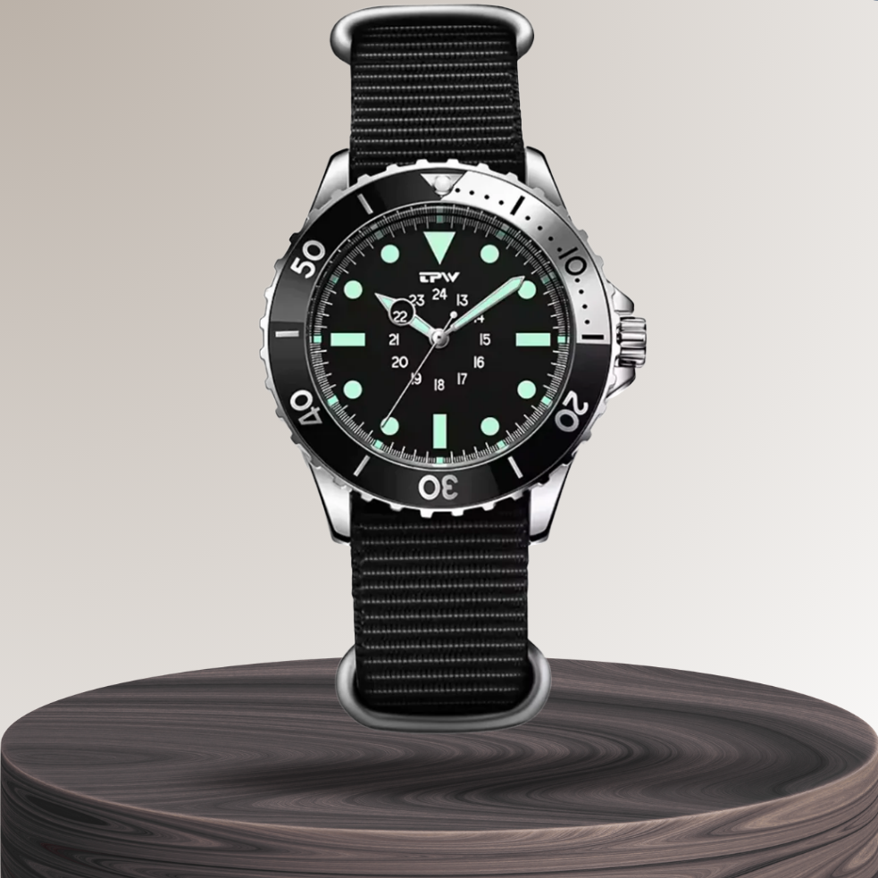 Robert | Klassische Uhr mit Leuchtmarkierungen | 41mm