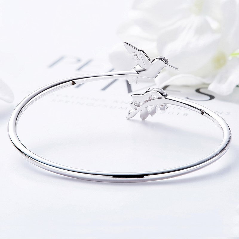 Verstellbarer Kolibri-Ring mit Strass-Diamant