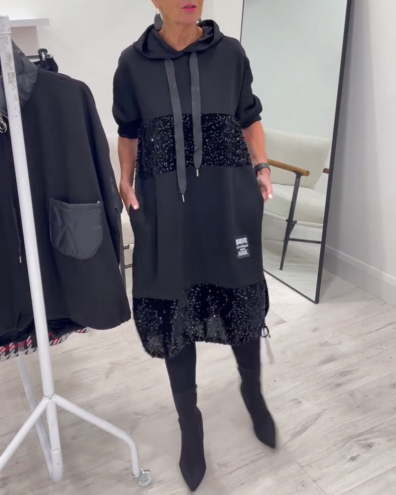Kapuzenkleid mit trendigem Patchwork