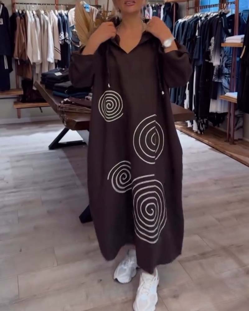 Langärmliges Kapuzenkleid Groß