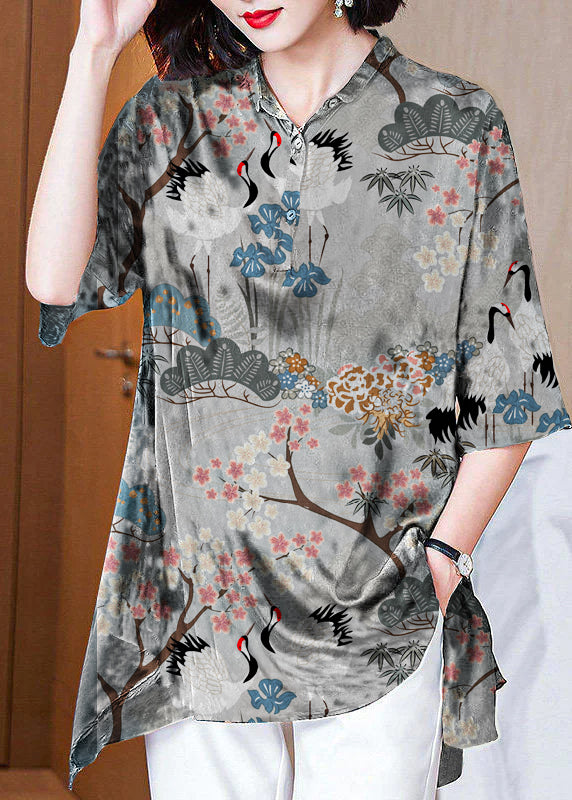 Italienisches Dunkelblaues Peter Pan Kragen Knopf Asymmetrischer Druck Seidenoberteile Frühling