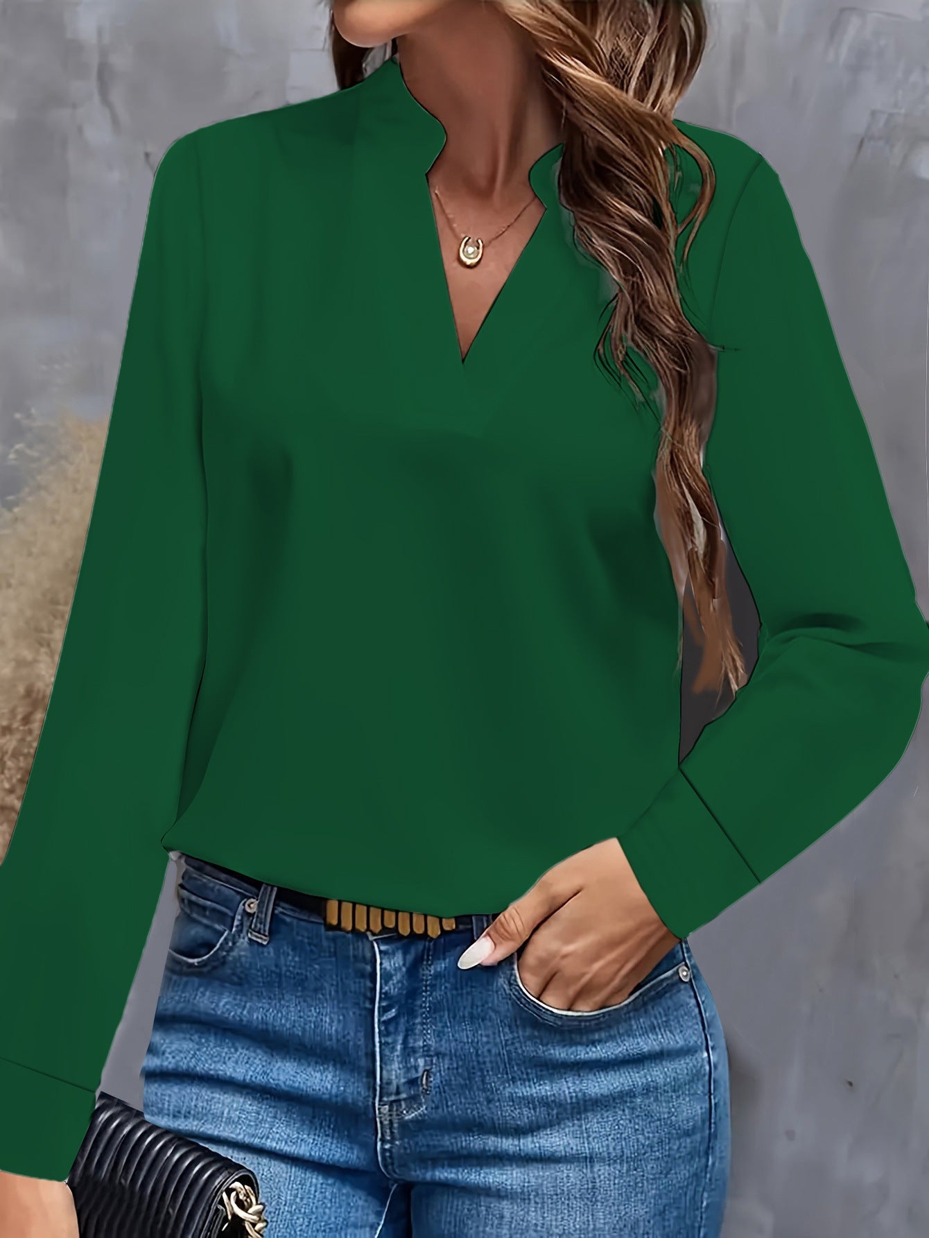 Alexandra Elegante V-Ausschnitt Damenbluse