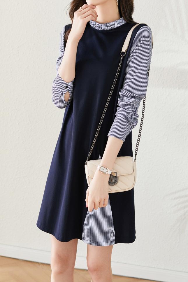 Schichtlook Schlitzdesign Streifenkleid