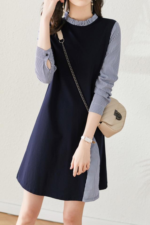 Schichtlook Schlitzdesign Streifenkleid