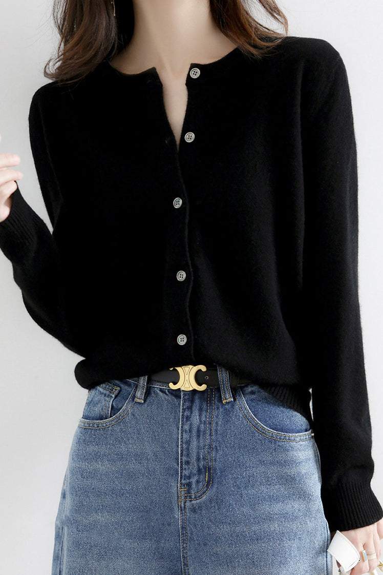 Rundhals Wollstrick-Cardigan - 12 Farben erhältlich