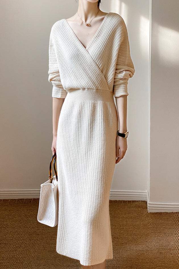 Surplice Neck Voluminöses Langstrickkleid - 2 Farben verfügbar