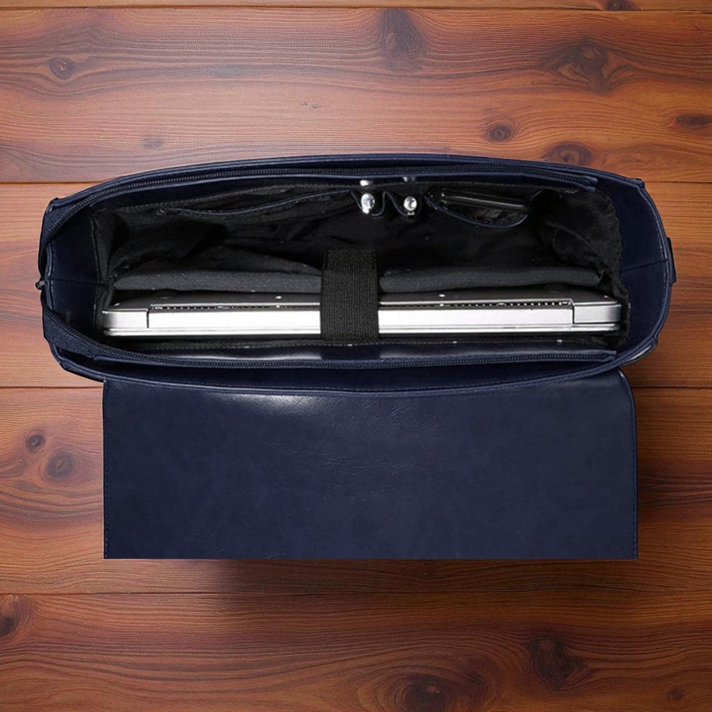 Tasche mit stilvoller Zanele-Dekoration