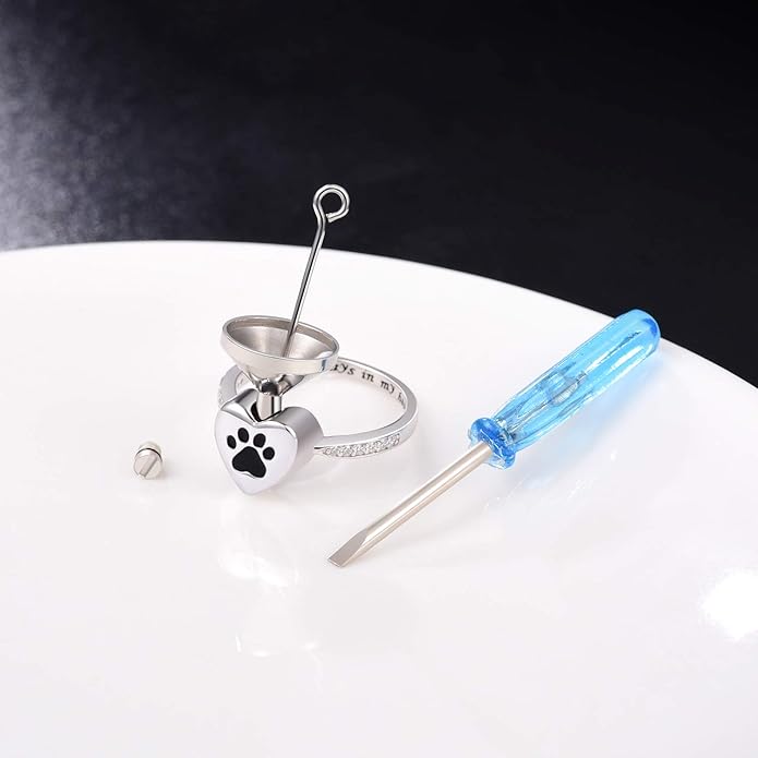 Liebes Herz Pfotenabdruck Urne Ring – Haustiergedenkschmuck
